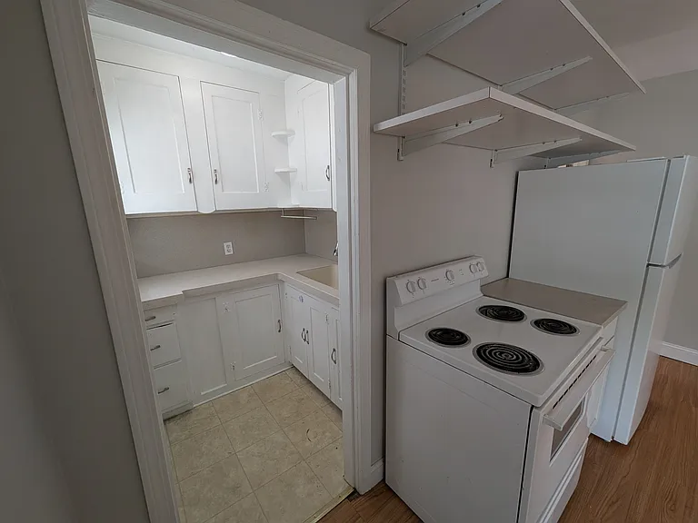 346 Madison St #1 — Photo 2