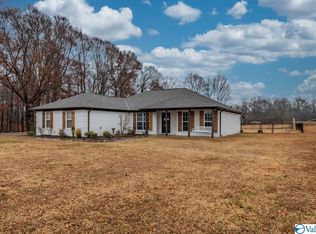 583 Shady Ln, Hazel Green, AL 35750