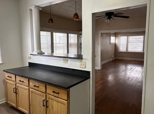 1637 Glenmont Rd, Cleveland Heights, OH 44118