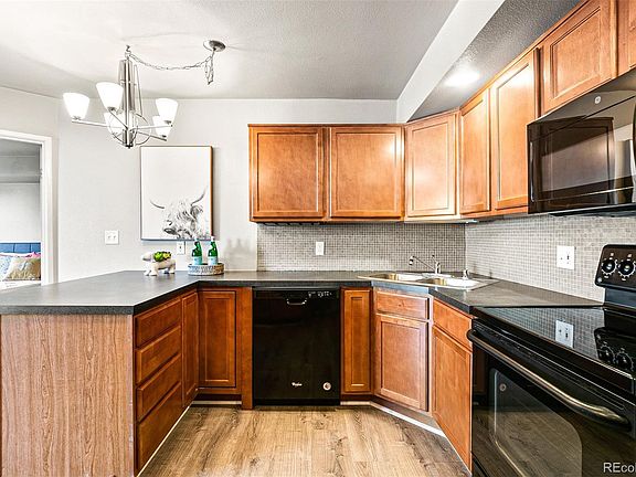 5th image of 601 W 11th Ave APT 420