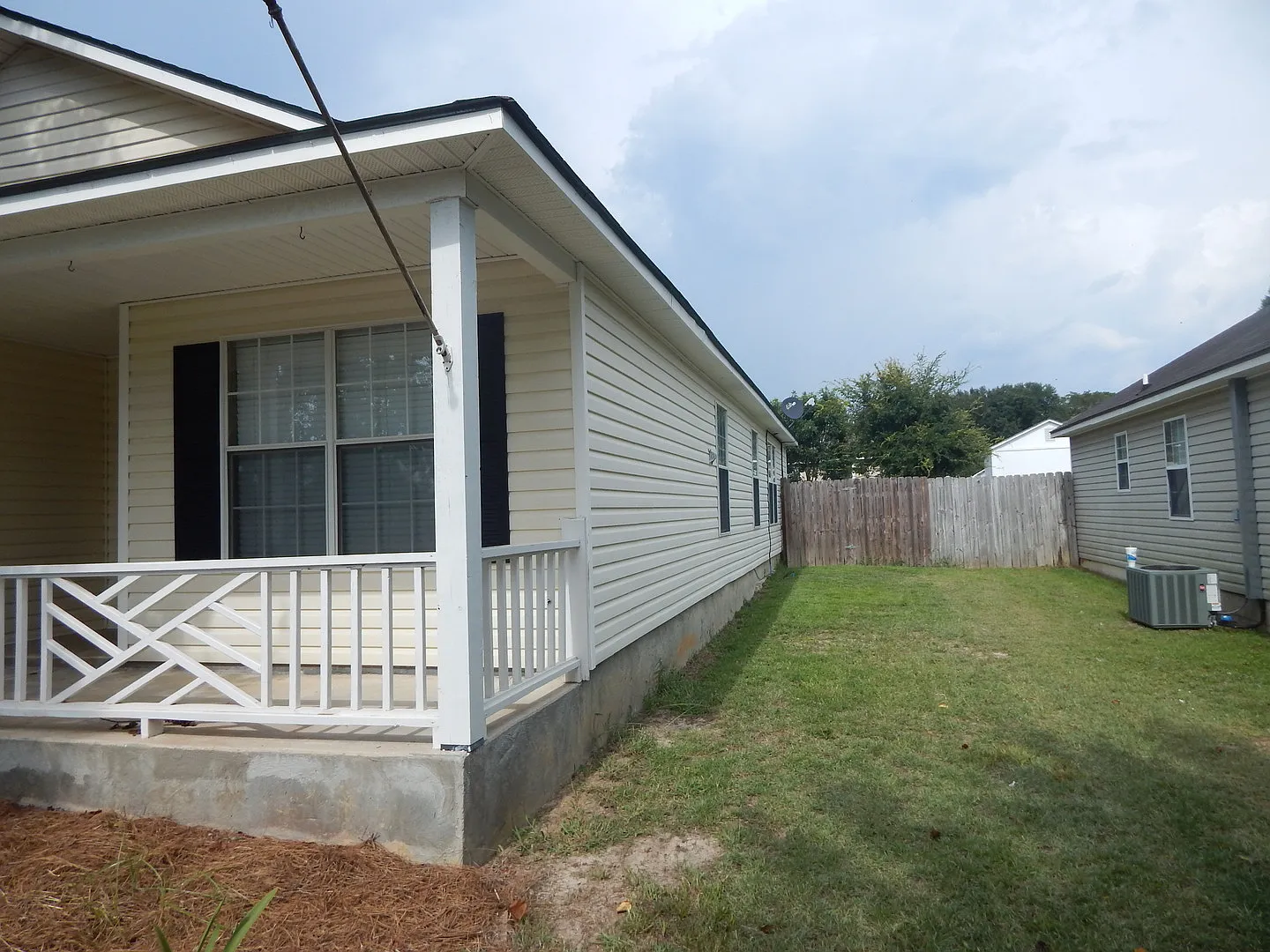 3 Bedroom Home in the Hamilton Point Subdivision — Photo 3
