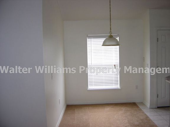 5th image of 49 Brownstone Ln