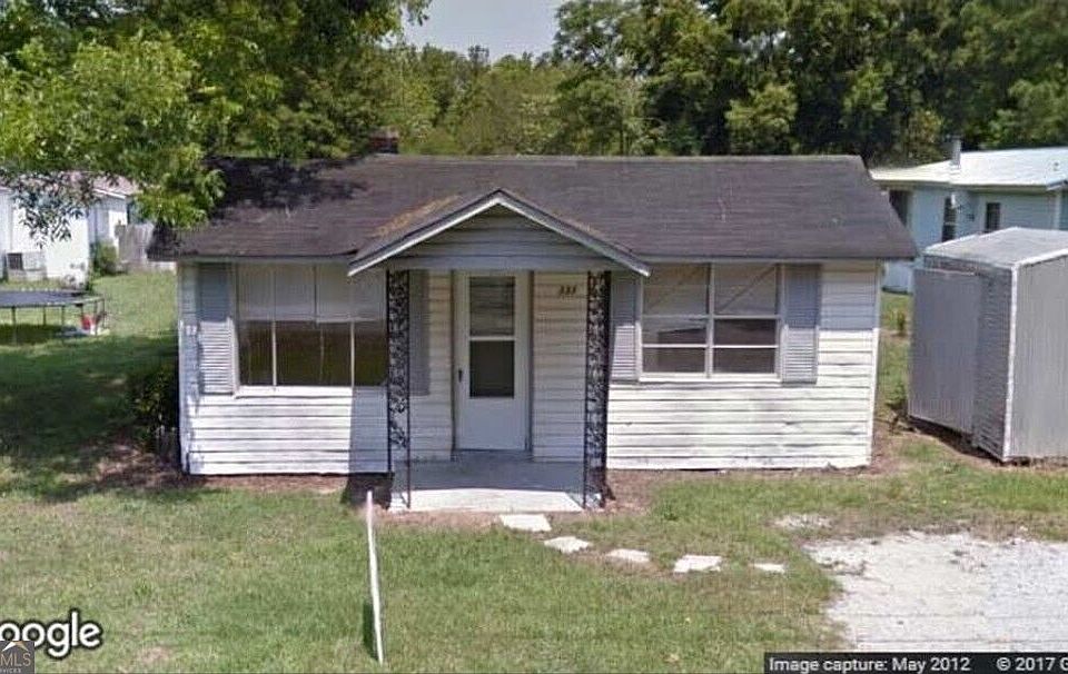 1st image of 331 Oak St