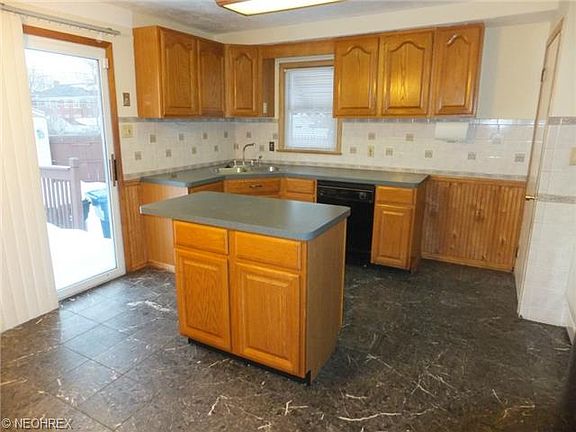 3rd image of 5599 Nathan Dr