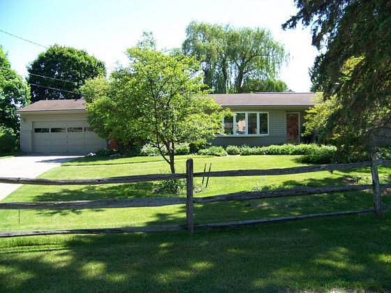 1st image of 7675 Hillshire Ct