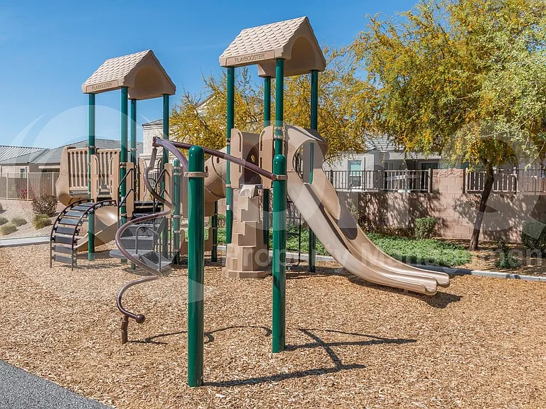 7562 W Tierra Buena Ln — Photo 21