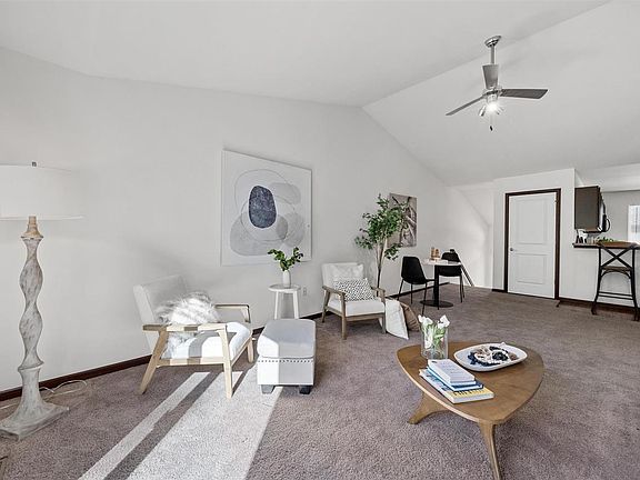 5th image of 127 Copeland Ln