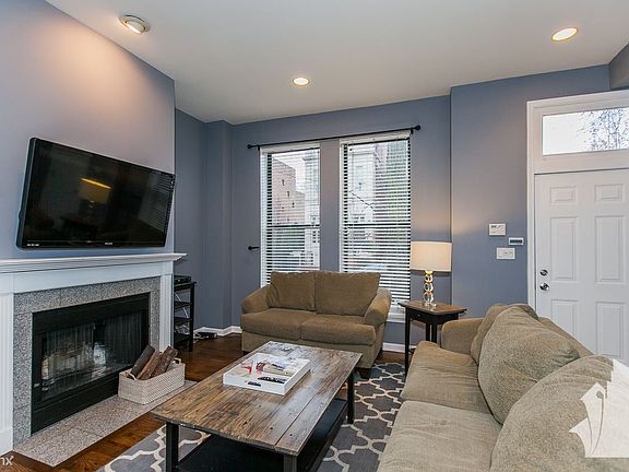 2017_02_07_1875_N_Howe_Unit_1F_ENHANCED_03