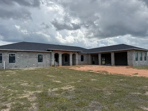 135 Sunset Pointe Blvd, Lake Placid, FL 33852