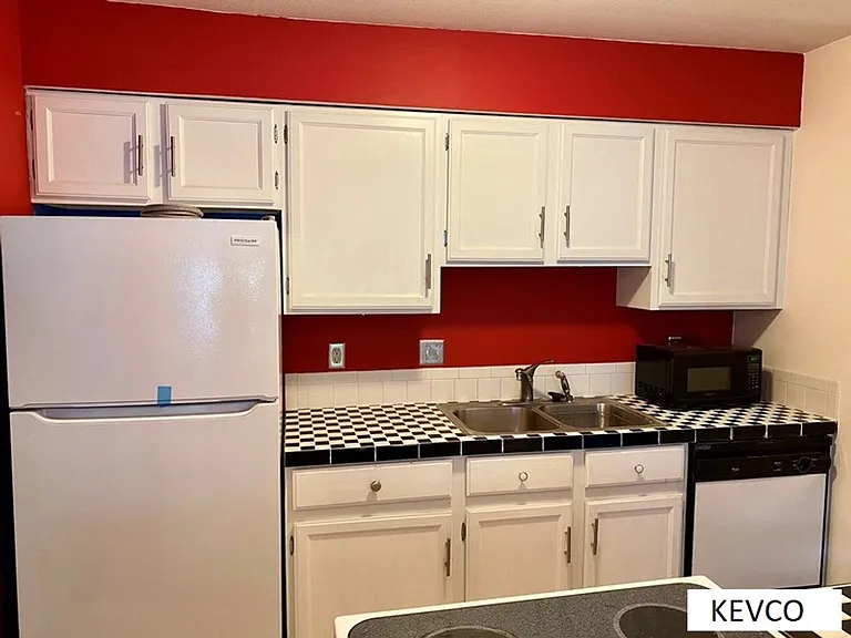 1601 W Swallow Rd #1J — Photo 5