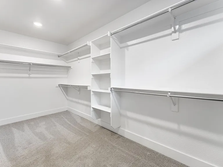 1100 Huntleigh Dr — Photo 22