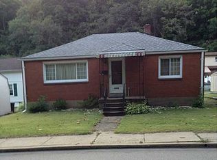 1008 Wall Ave, Pitcairn, PA