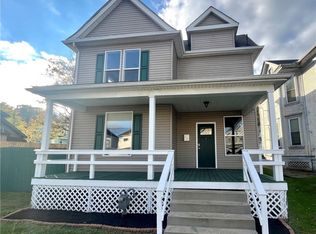 1025 Indiana St, Martins Ferry, OH 43935