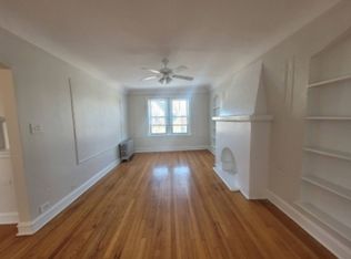 6910 N Oakley Ave #3, Chicago, IL 60645
