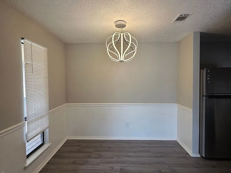 207 Weddell St #1B — Photo 3