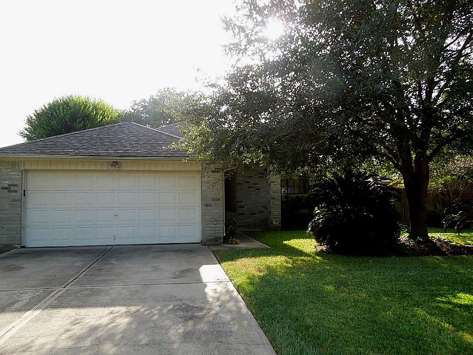 1st image of 16310 Ember Hollow Ln