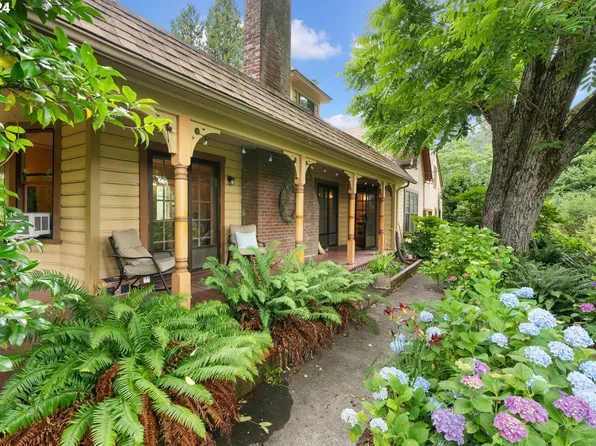 2405 SE Courtney Ave, Milwaukie, OR 97222