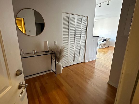 5th image of 1038 E 47th St APT 3N