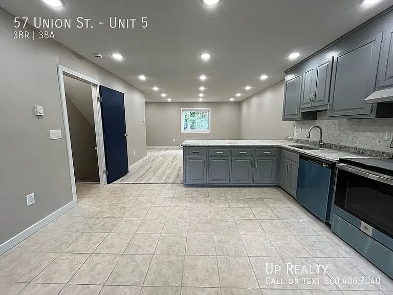 57 Union St #7 — Photo 3