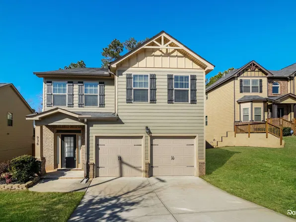 936 McDuffie Cir, Douglasville, GA 30134