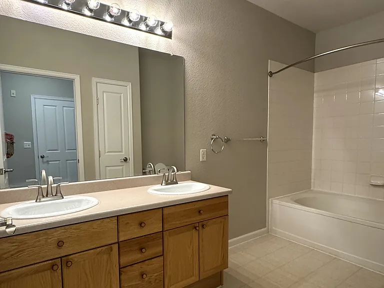 8465 S Holland Way #1-202 — Photo 22