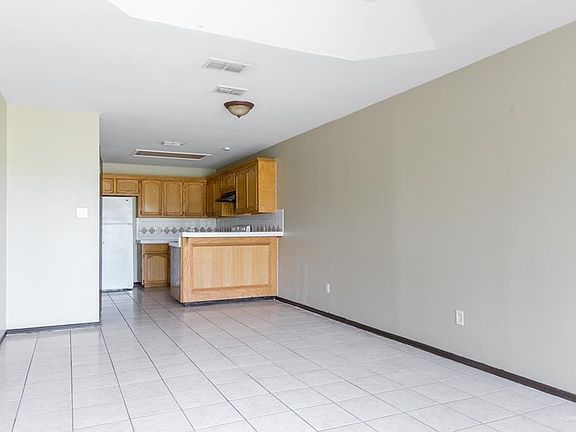 3rd image of 7114 Venus Dr