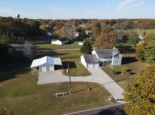 220 State Rte W, Mountain View, MO 65548