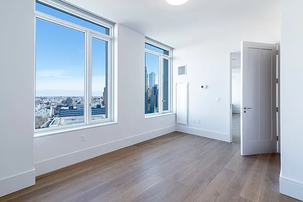 Rented by Nami New York Property LLC | media 10