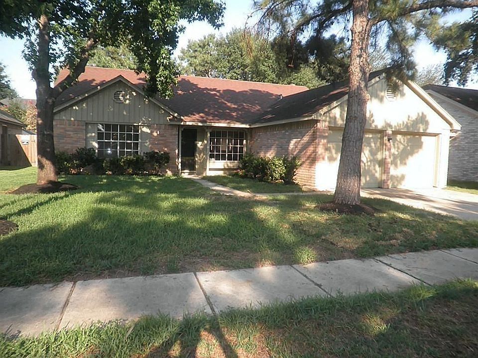 1st image of 10826 Fairstone Dr