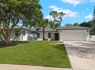 12151 Old Country Rd N, Wellington, FL 33414