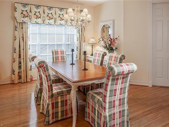 4th image of 24651 Canary Island Ct Unit 202