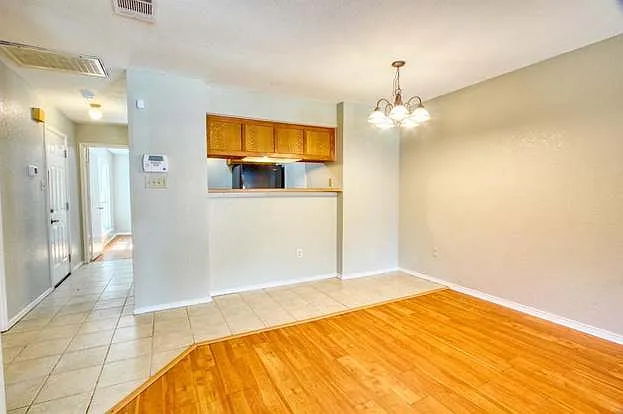 2402 Summer Place Dr — Photo 28