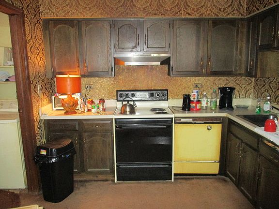 4th image of 1818 Bromley Ct #1818