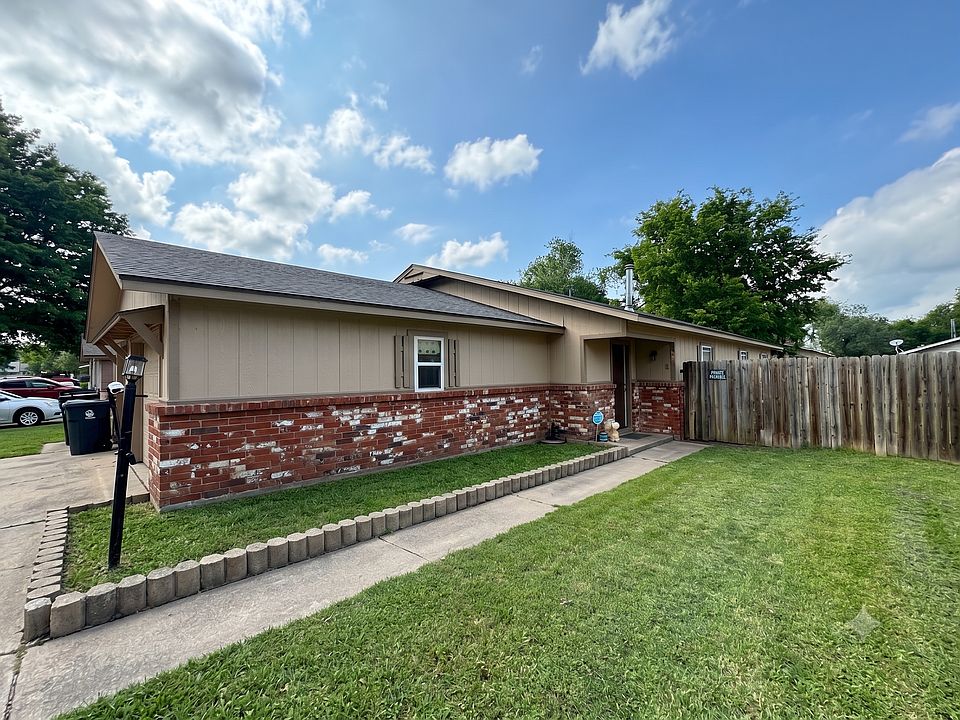1st image of 1912 Cypress Pl #B