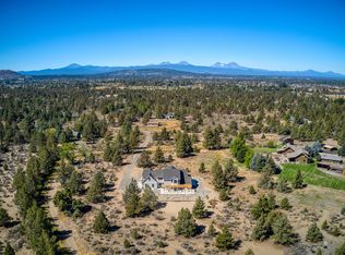 62806 Montara Dr, Bend, OR 97701