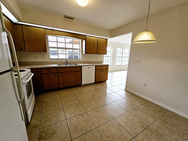 66 N McCall Rd — Photo 9