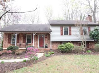 209 Simsbury Ln, Forest, VA 24551
