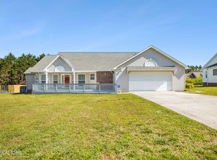 110 Wind Chase Dr, Madisonville, TN 37354