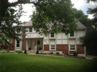 12012 Aberdeen Rd, Leawood, KS 66209