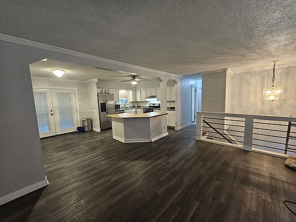 5th image of 1310 Wellington West Dr