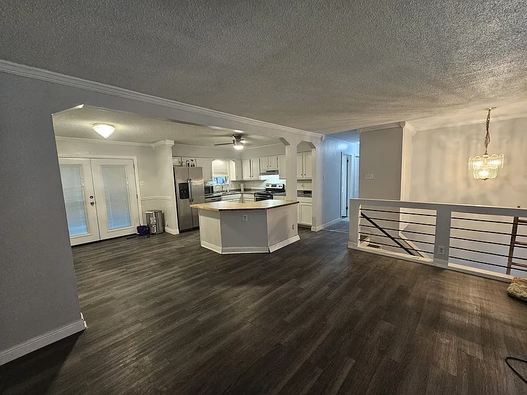 1310 Wellington West Dr — Photo 5