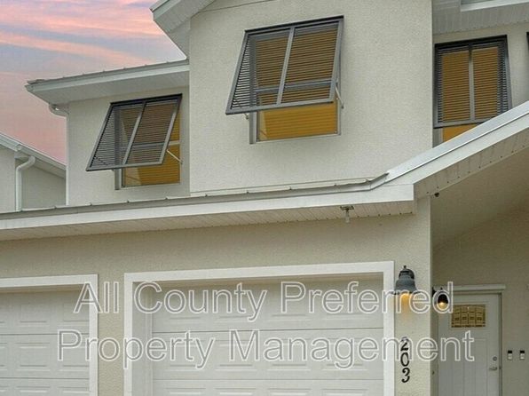 3940 Playa Del Sol Dr #203