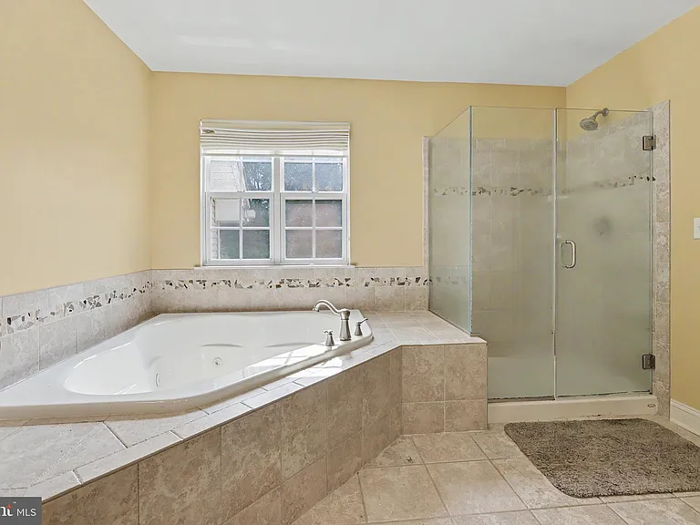 228 Leffler Cir — Photo 44
