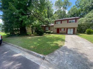 6420 Buckhurst Trl, Atlanta, GA 30349