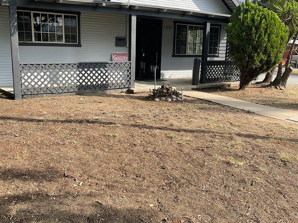 1st image of 1610 N Marengo Ave