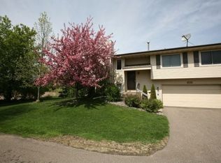 4211 Hemlock Ln N, Plymouth, MN 55441