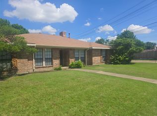 432 Larchbrook Dr, Garland, TX 75043