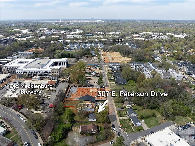 307 E Peterson Dr — Photo 21