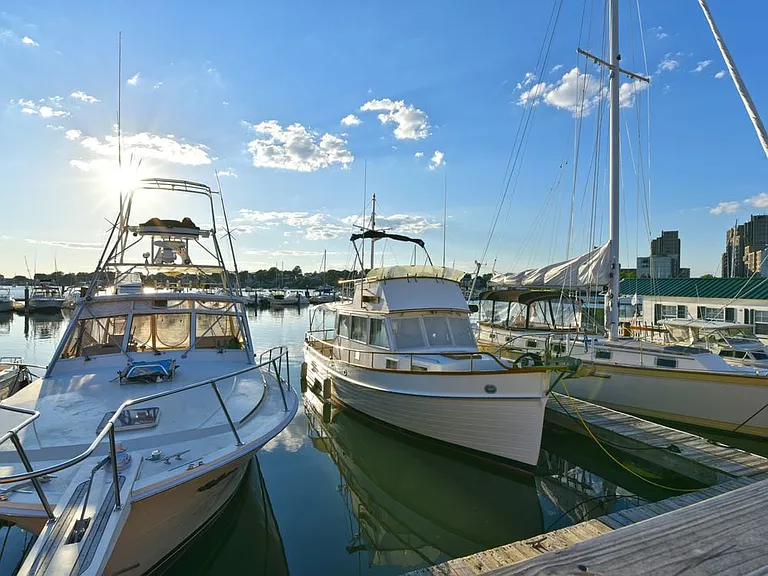 Minutes from Hingham Shipyard Marina