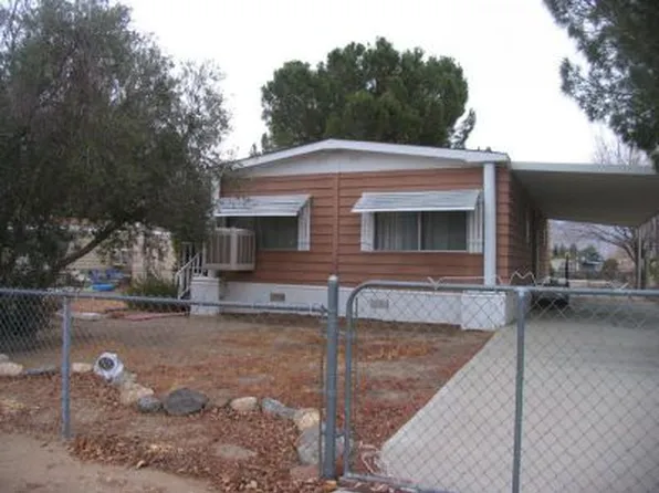 9105 Navajo Ave, Weldon, CA 93283